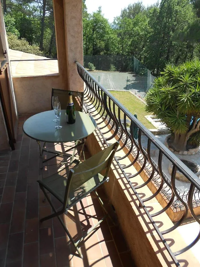 Etoilevacances Gites Tournesol En Olive Saint-Cezaire-sur-Siagne Apartment